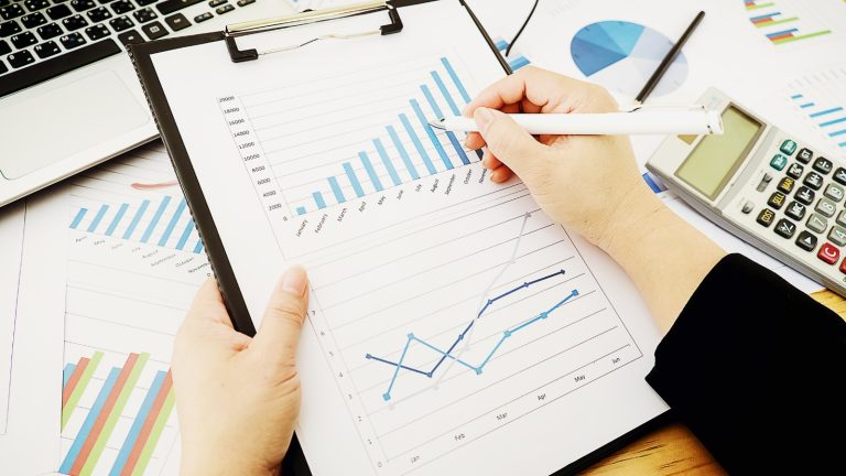 How to Perform a Cost–Benefit Analysis for School Software