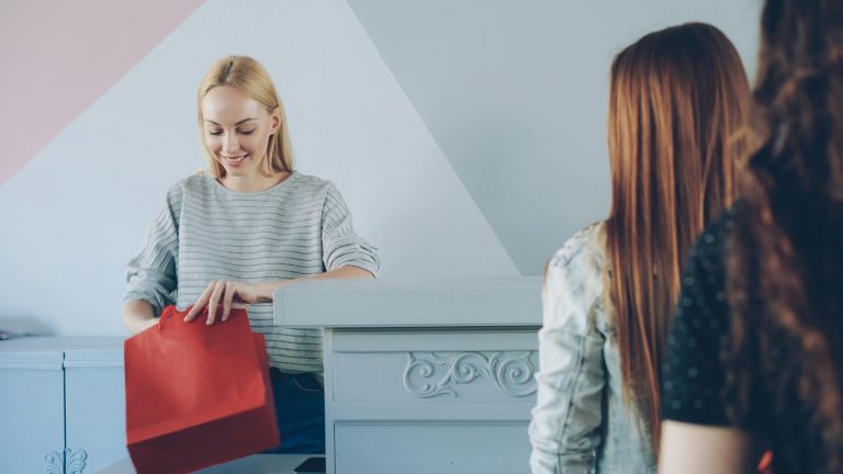How ERP Handles Returns and Exchanges Across Retail Stores